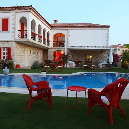 Mercan Koesk Rum i privatbostad Alaçatı