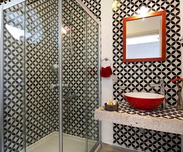 Mercan Koesk Alaçatı